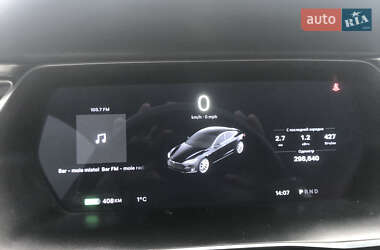Лифтбек Tesla Model S 2017 в Виннице