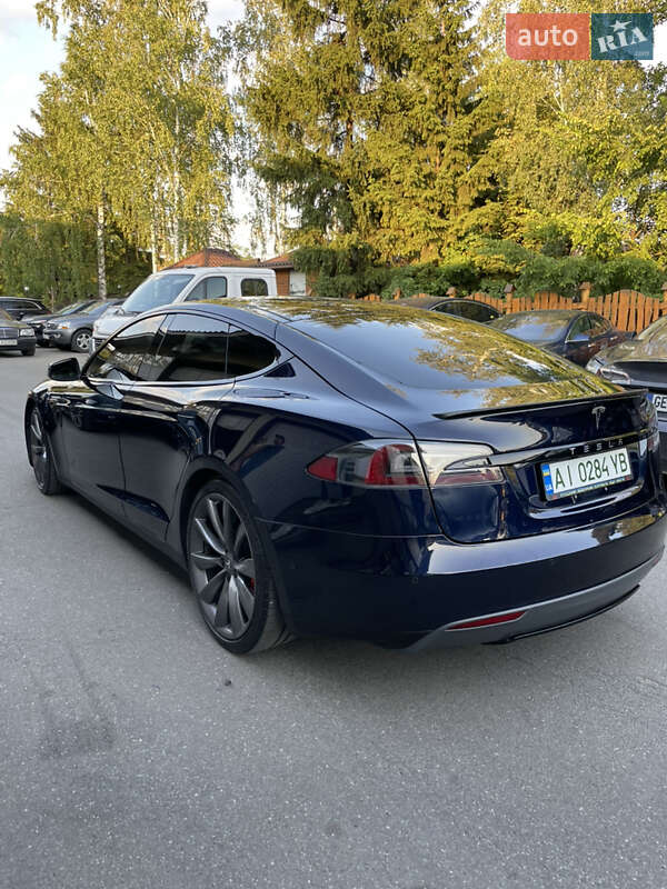 Ліфтбек Tesla Model S 2015 в Києві фото 7 Ліфтбек Tesla Model S 2015 в Києві