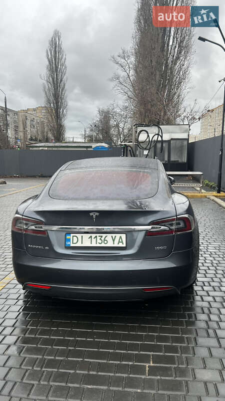 Лифтбек Tesla Model S 2015 в Одессе