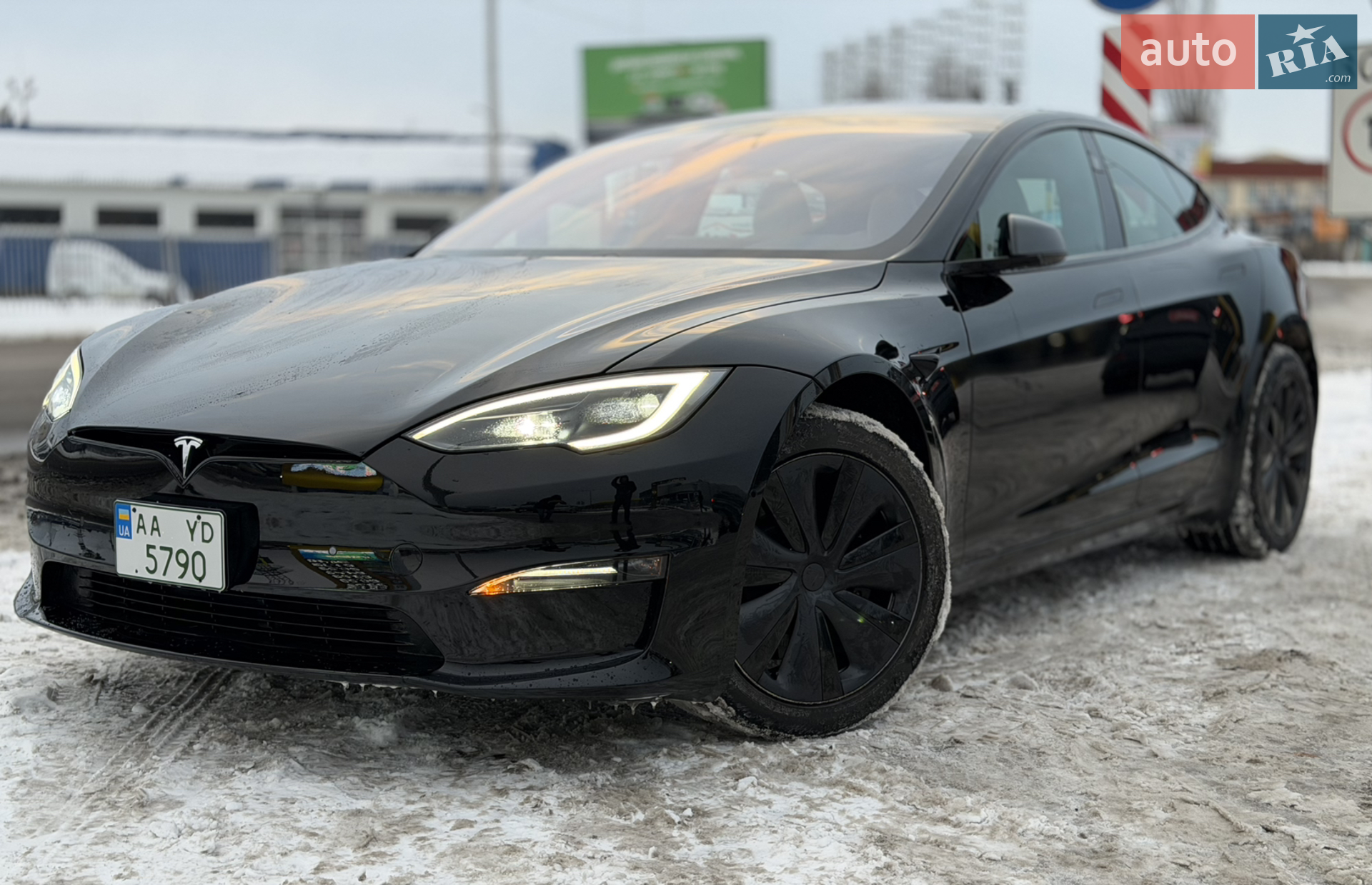 2022 Tesla Model S - мініатюра 2