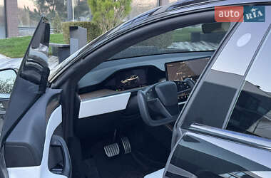 Лифтбек Tesla Model S 2022 в Ужгороде