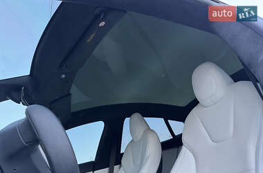 Лифтбек Tesla Model S 2022 в Ужгороде
