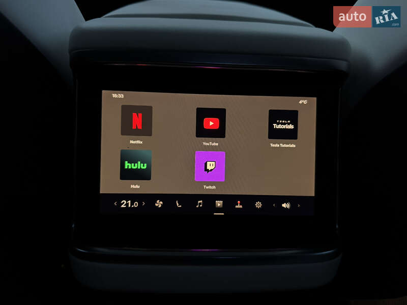 Ліфтбек Tesla Model S 2022 в Ужгороді