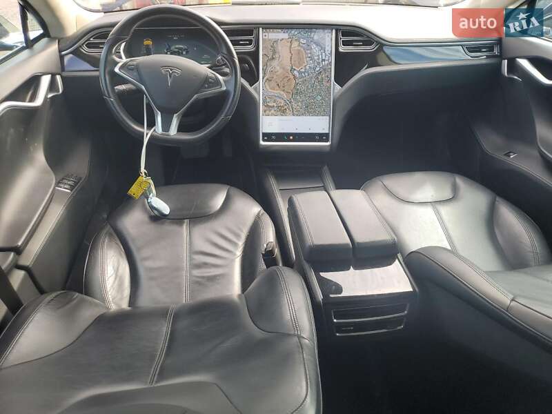 Лифтбек Tesla Model S 2014 в Житомире