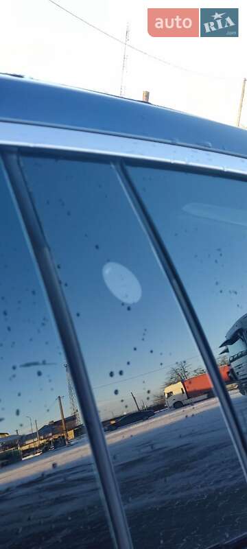 Лифтбек Tesla Model S 2016 в Сарнах