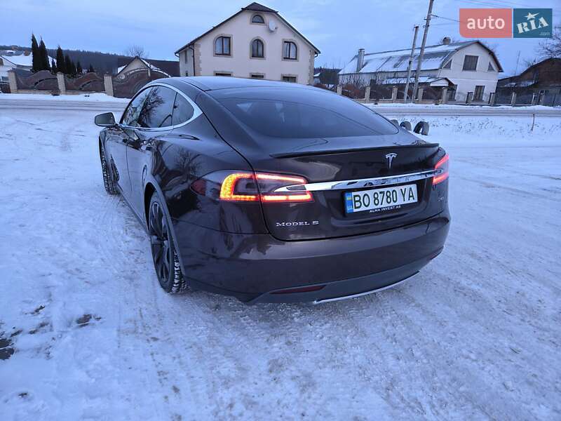 Лифтбек Tesla Model S 2014 в Теребовле фото 13 Лифтбек Tesla Model S 2014 в Теребовле