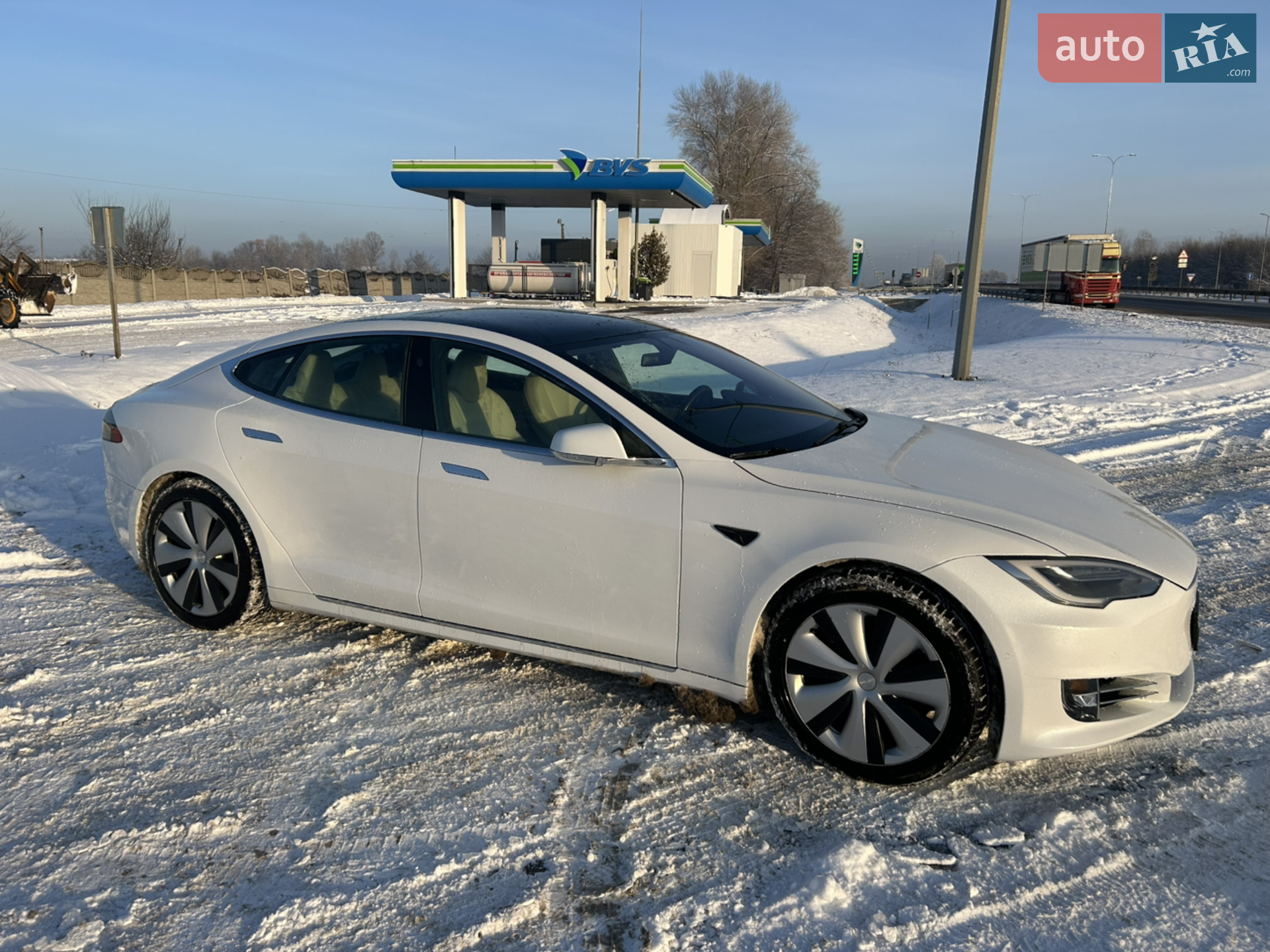 2020 Tesla Model S - мініатюра 6