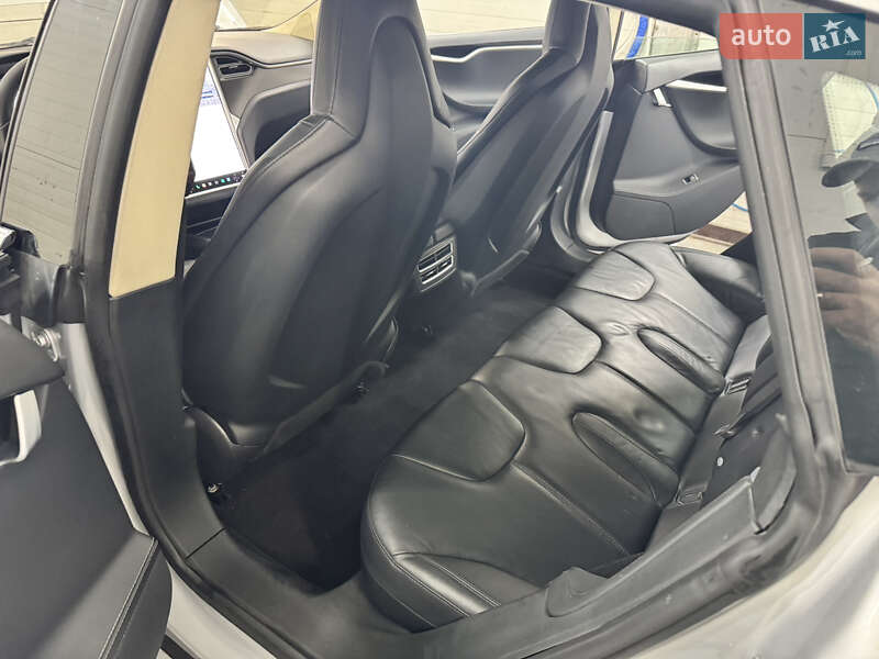 Лифтбек Tesla Model S 2014 в Луцке фото 25 Лифтбек Tesla Model S 2014 в Луцке