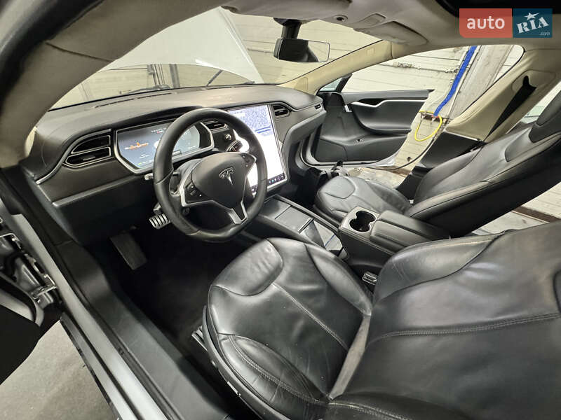 Лифтбек Tesla Model S 2014 в Луцке фото 30 Лифтбек Tesla Model S 2014 в Луцке