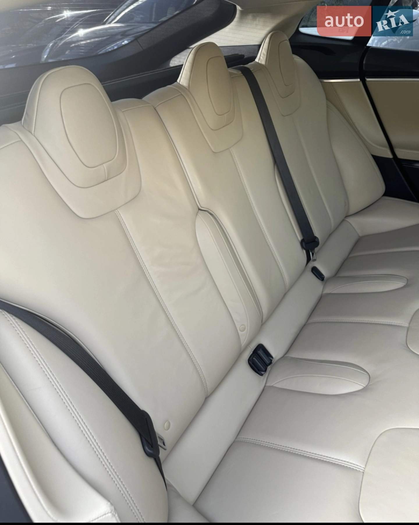 2014 Tesla Model S - мініатюра 13