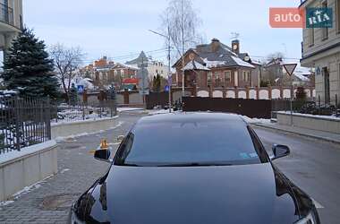 Лифтбек Tesla Model S 2017 в Киеве