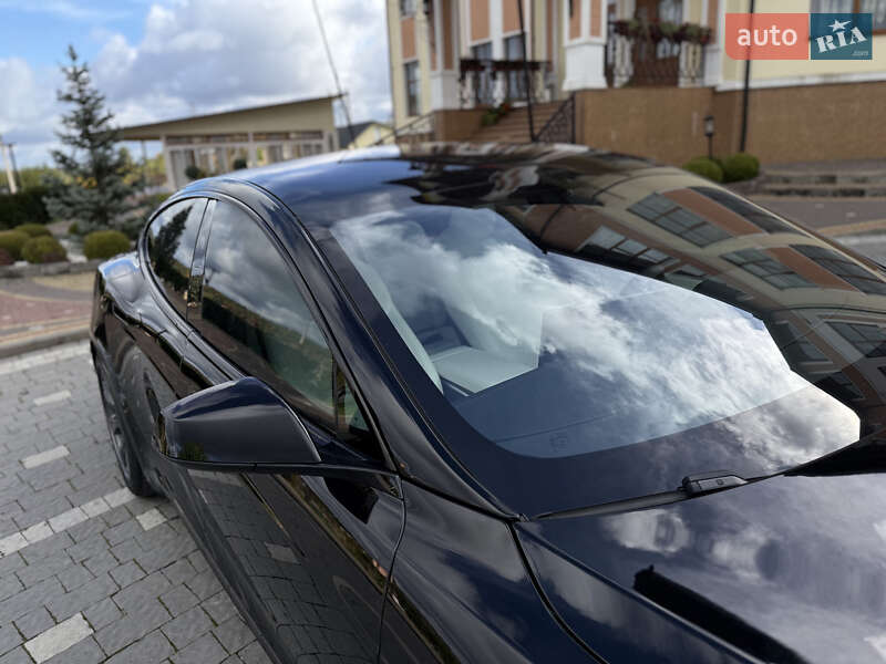 Лифтбек Tesla Model S 2024 в Дрогобыче