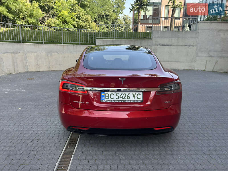 Ліфтбек Tesla Model S 2016 в Львові фото 8 Ліфтбек Tesla Model S 2016 в Львові
