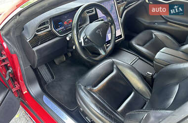Лифтбек Tesla Model S 2016 в Львове