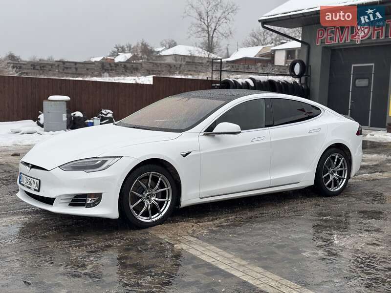 Ліфтбек Tesla Model S 2016 в Бучі фото 12 Ліфтбек Tesla Model S 2016 в Бучі