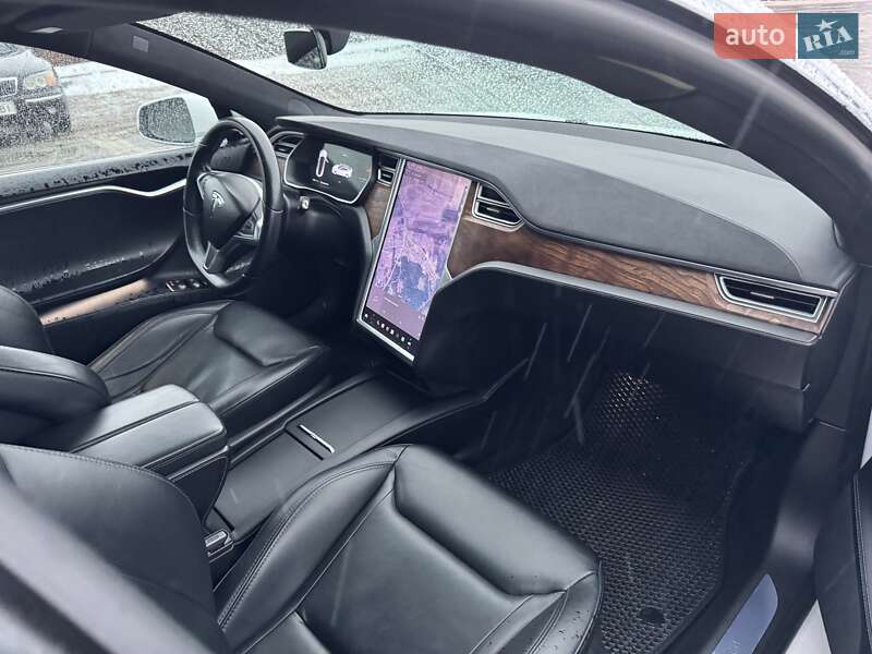 Ліфтбек Tesla Model S 2016 в Бучі фото 28 Ліфтбек Tesla Model S 2016 в Бучі