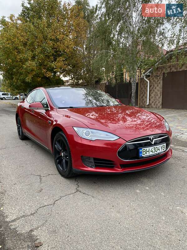 2013 Tesla Model-S, VIN 5YJSA2CN8DFP16872:plate — фото 1 (autoria)