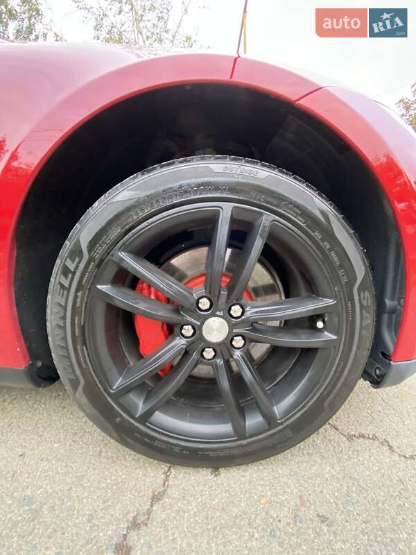 Лифтбек Tesla Model S 2013 в Одессе