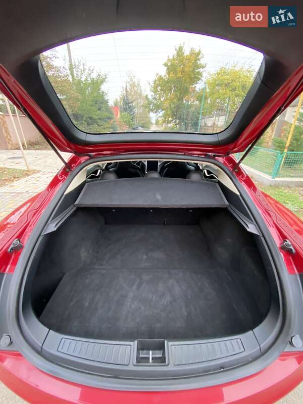 Лифтбек Tesla Model S 2013 в Одессе