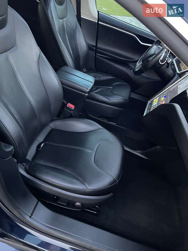 Лифтбек Tesla Model S 2013 в Мукачево