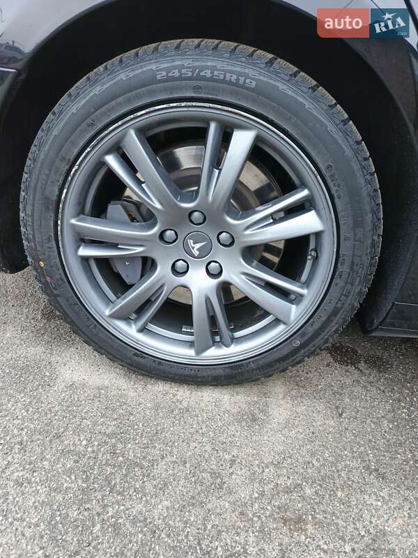 Лифтбек Tesla Model S 2021 в Киеве