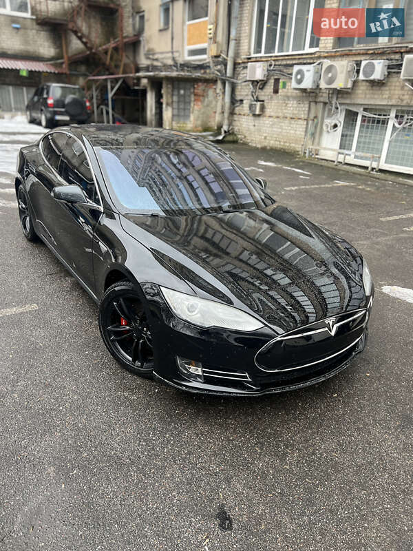 Лифтбек Tesla Model S 2014 в Харькове