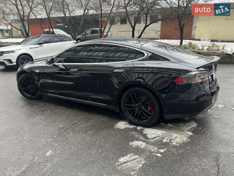 Лифтбек Tesla Model S 2014 в Харькове