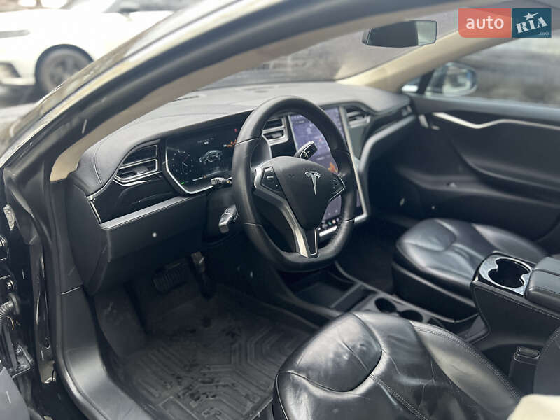 Лифтбек Tesla Model S 2014 в Харькове