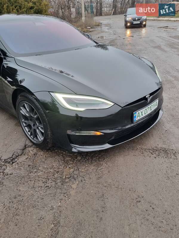 Лифтбек Tesla Model S 2022 в Харькове