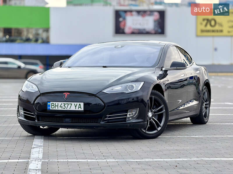 Лифтбек Tesla Model S 2015 в Одессе фото 2 Лифтбек Tesla Model S 2015 в Одессе
