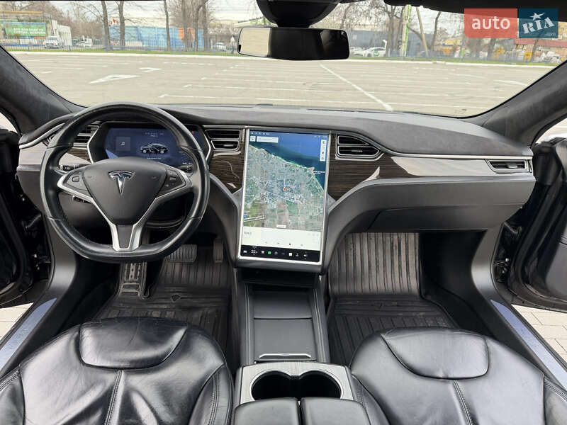 Лифтбек Tesla Model S 2015 в Одессе фото 5 Лифтбек Tesla Model S 2015 в Одессе