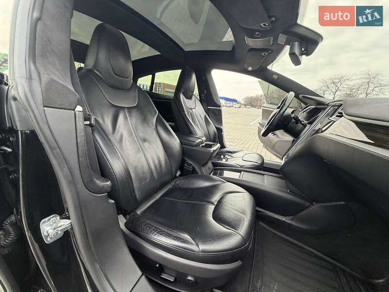 Лифтбек Tesla Model S 2015 в Одессе фото 32 Лифтбек Tesla Model S 2015 в Одессе