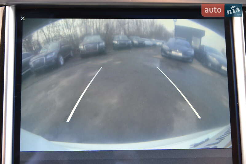 Лифтбек Tesla Model S 2014 в Луцке