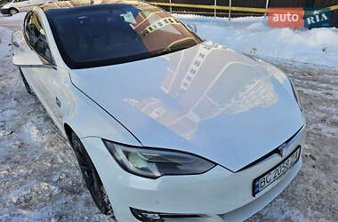 Лифтбек Tesla Model S 2019 в Хмельницком