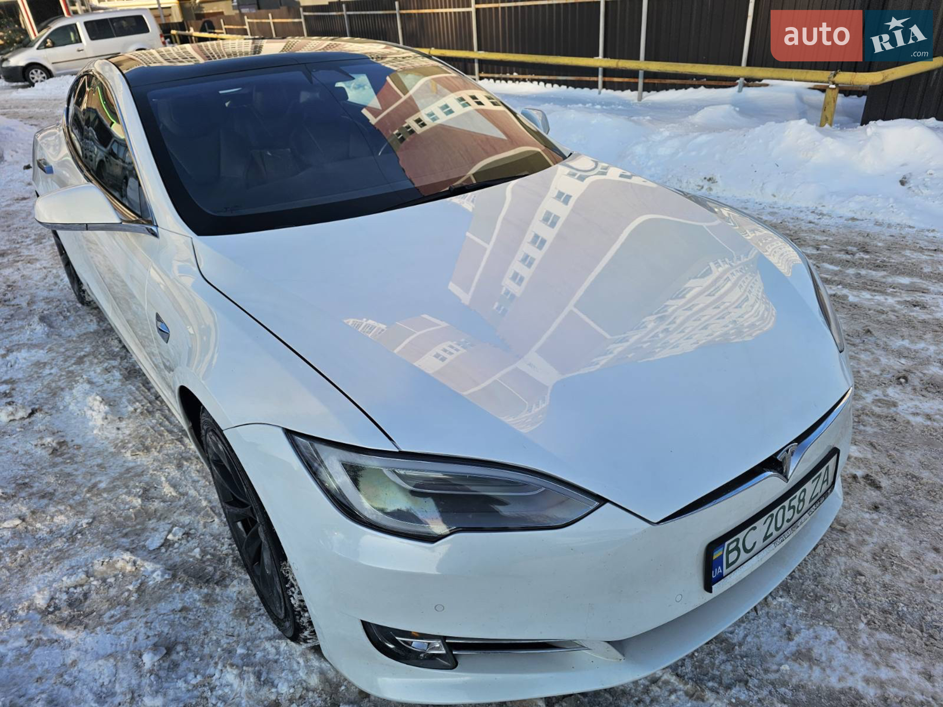 2019 Tesla Model S - мініатюра 4