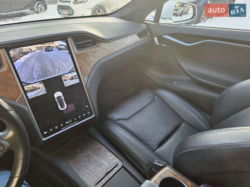 Лифтбек Tesla Model S 2019 в Хмельницком