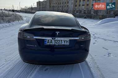 Лифтбек Tesla Model S 2018 в Софиевской Борщаговке