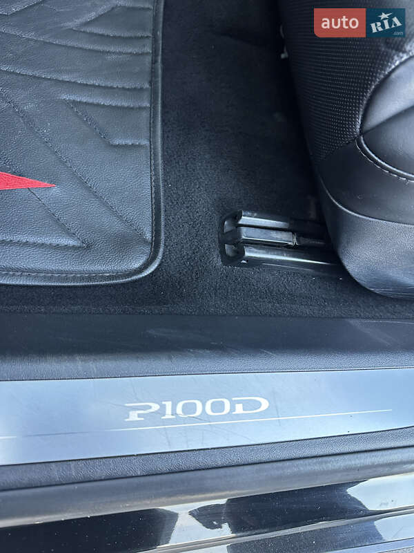 Лифтбек Tesla Model S 2019 в Киеве