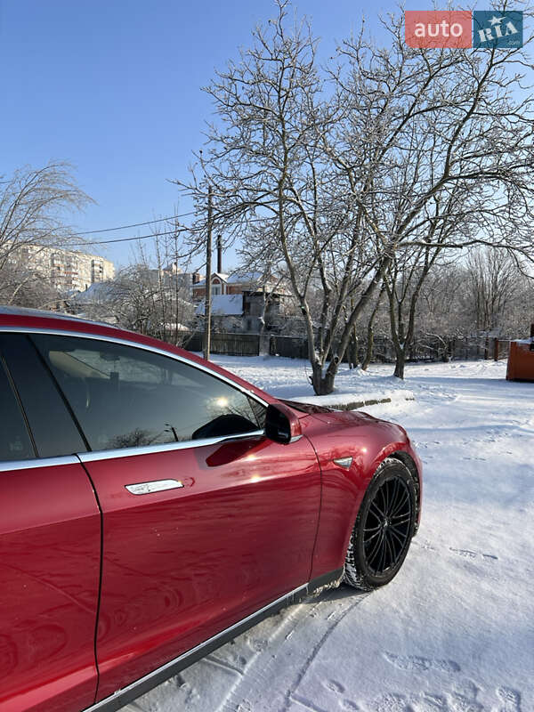 Лифтбек Tesla Model S 2015 в Белой Церкви фото 9 Лифтбек Tesla Model S 2015 в Белой Церкви