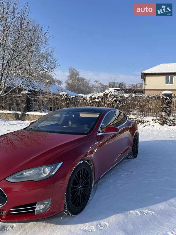 Лифтбек Tesla Model S 2015 в Белой Церкви фото 20 Лифтбек Tesla Model S 2015 в Белой Церкви