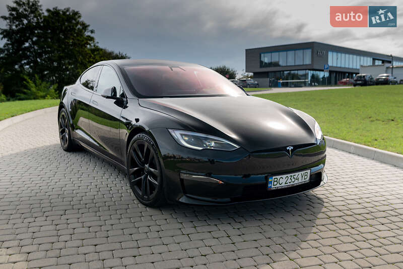 Лифтбек Tesla Model S 2022 в Львове