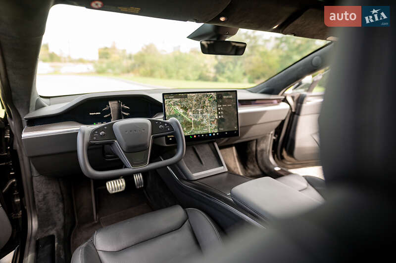 Лифтбек Tesla Model S 2022 в Львове