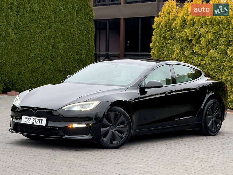 Лифтбек Tesla Model S 2023 в Стрые