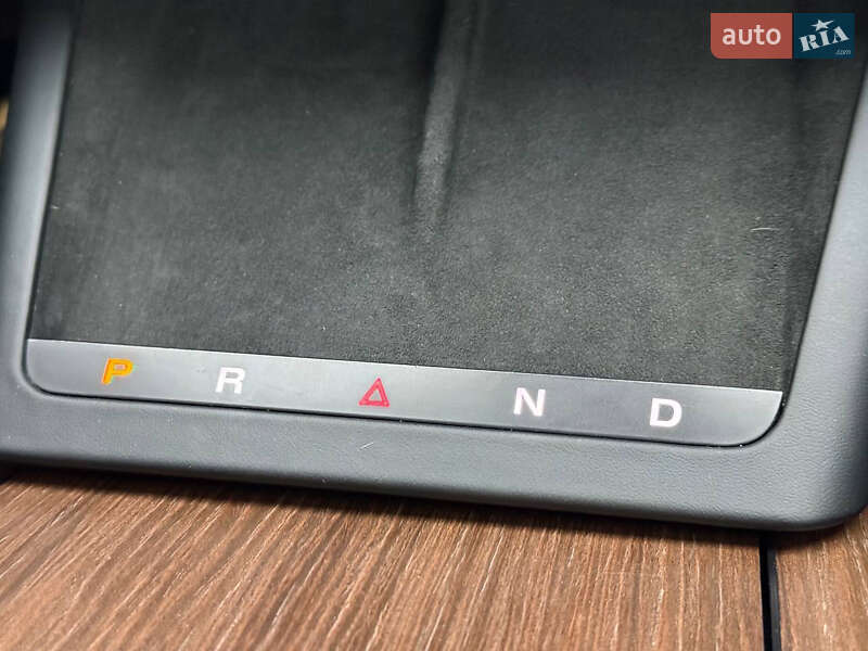 Лифтбек Tesla Model S 2023 в Стрые