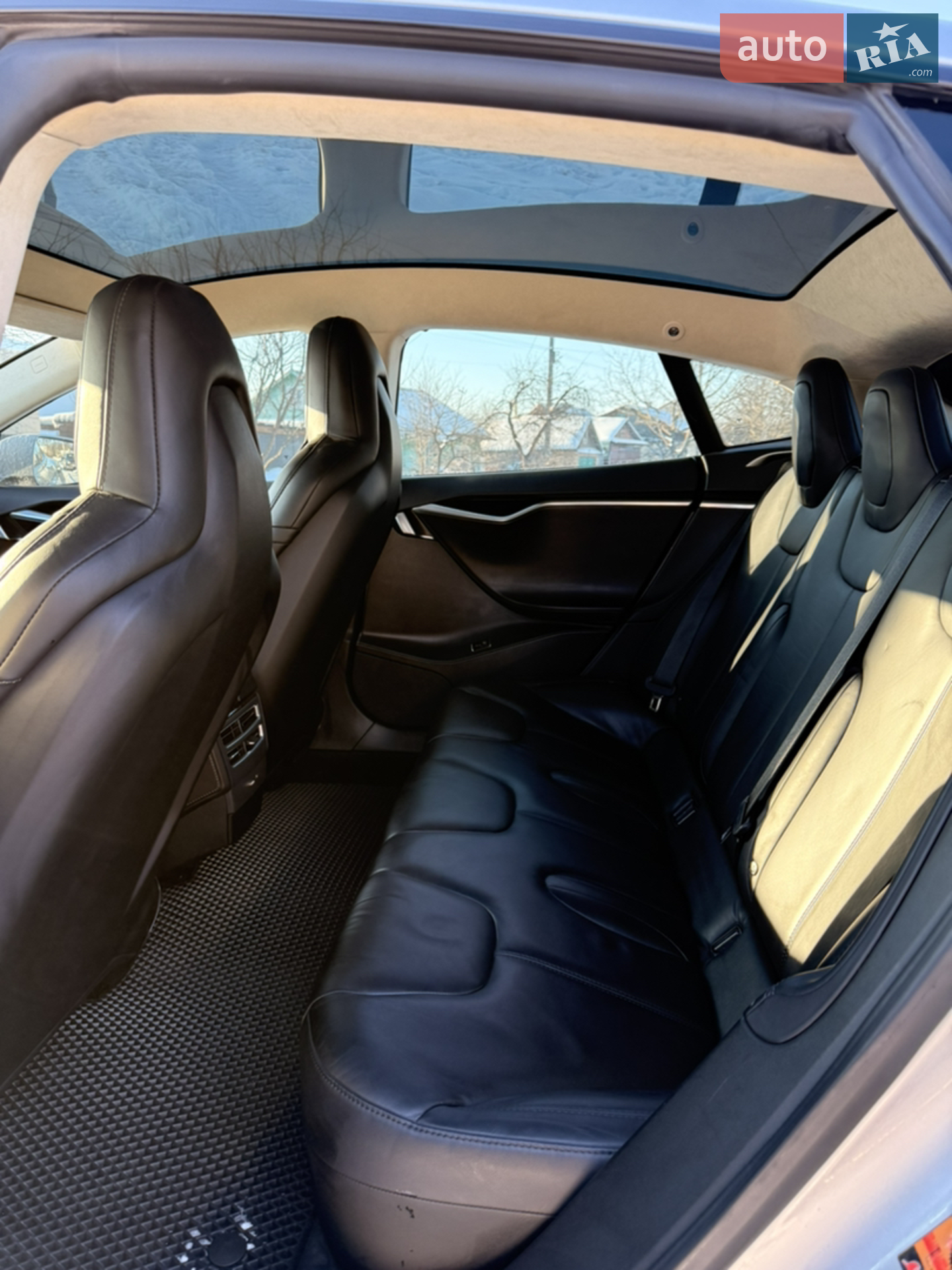 2016 Tesla Model S - мініатюра 12