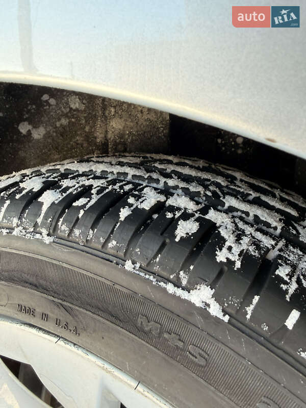 Ліфтбек Tesla Model S 2016 в Володимирі