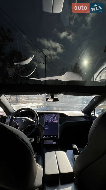 Лифтбек Tesla Model S 2020 в Ровно