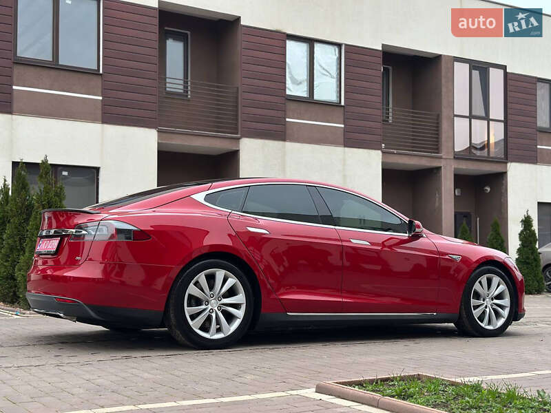 Лифтбек Tesla Model S 2015 в Одессе