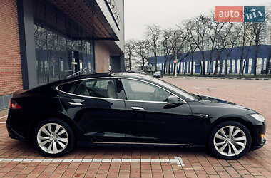 Лифтбек Tesla Model S 2015 в Одессе