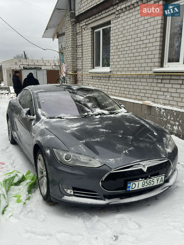 2014 Tesla Model S, VIN 5YJSA1H14EFP36604:plate — фото 1 (autoria)
